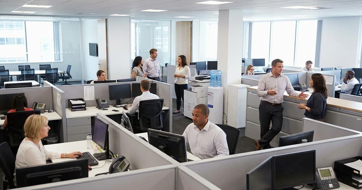 Challenging Outdated Organizational Models in the Office