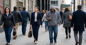 Why structured clothing signals immediate confidence