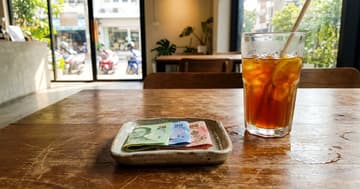 Understanding the unwritten rules of tipping in Thailand